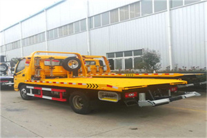 香坊区附近拖车救援搭电